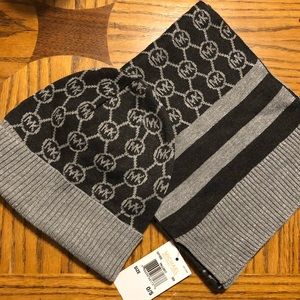 NWT, In Box, Michael Kors Logo Scarf & Hat
